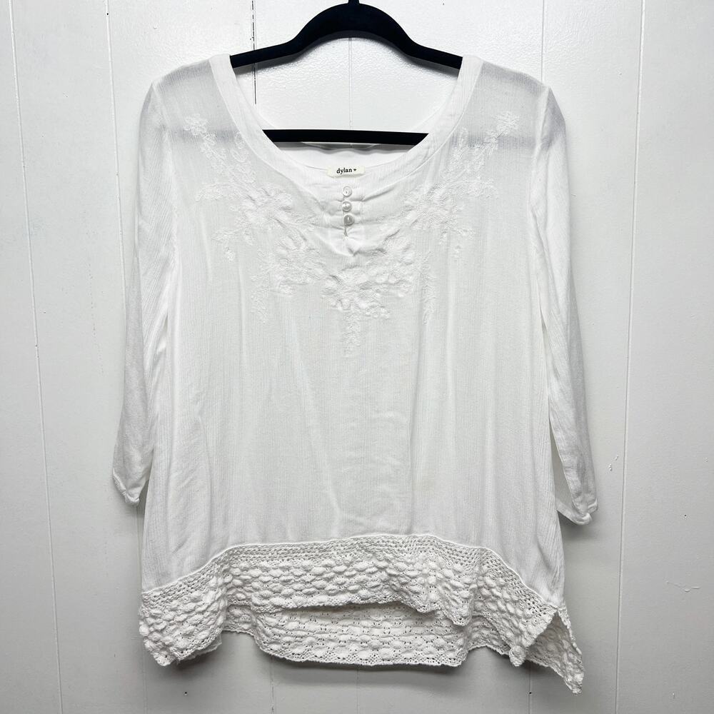 Dylan Womens Top Medium Crochet Gauzy Embroidered Peasant Boho Beachy Nautical